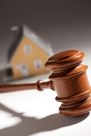 Coldwell Banker: Locuinţele preluate de bănci ar putea provoca un nou blocaj al pieţei