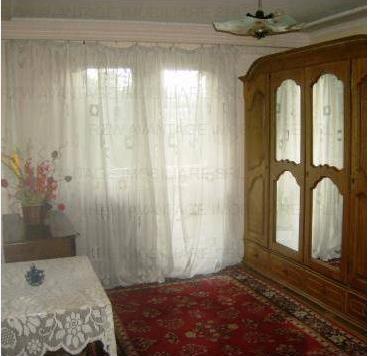 Apartament cu două camere la preţ de garsonieră