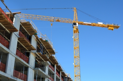 În primul trimestru construcţiile au scăzut cu peste 4%