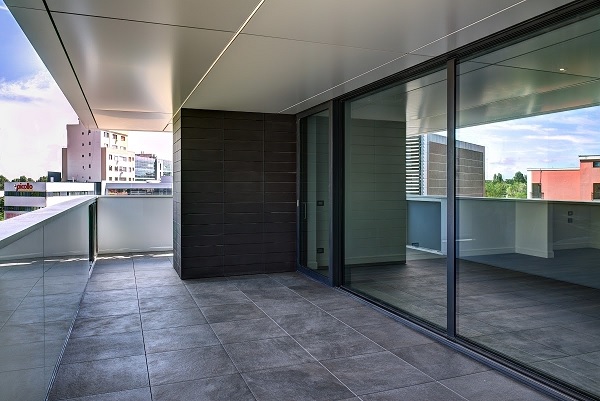 Cortina Residence 12